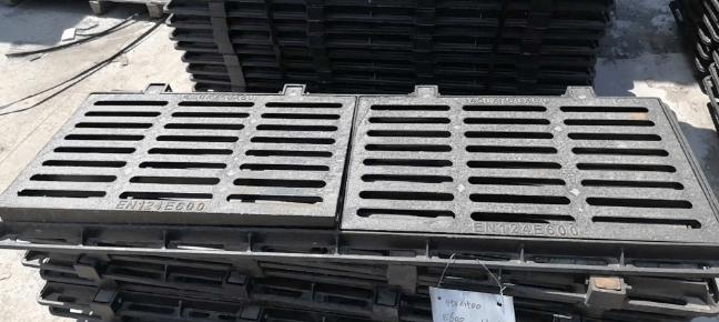 修文球墨铸铁连体双篦展示